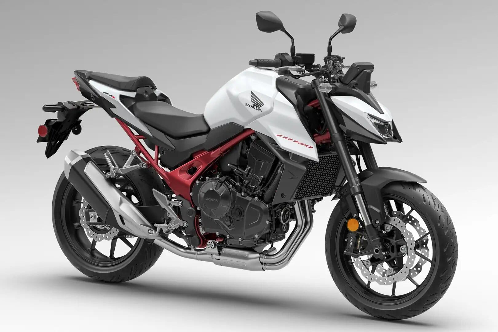 Ficha Técnica Honda CB750 Hornet 2026