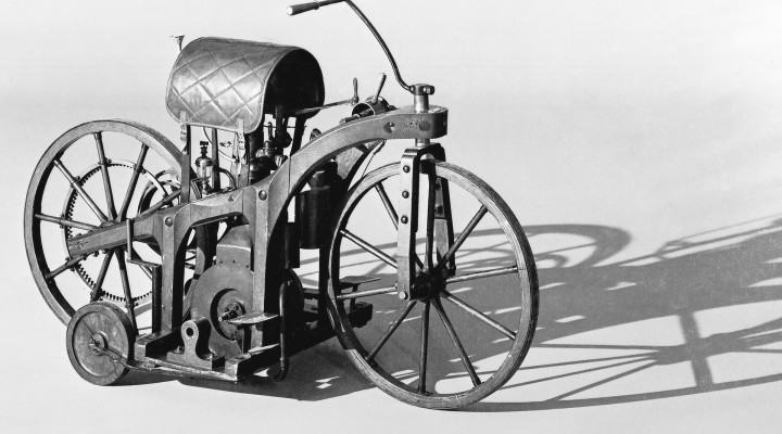 1885 Daimler Riding Car 720x400