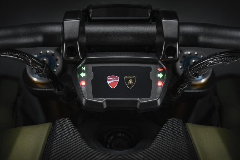 ducati diavel