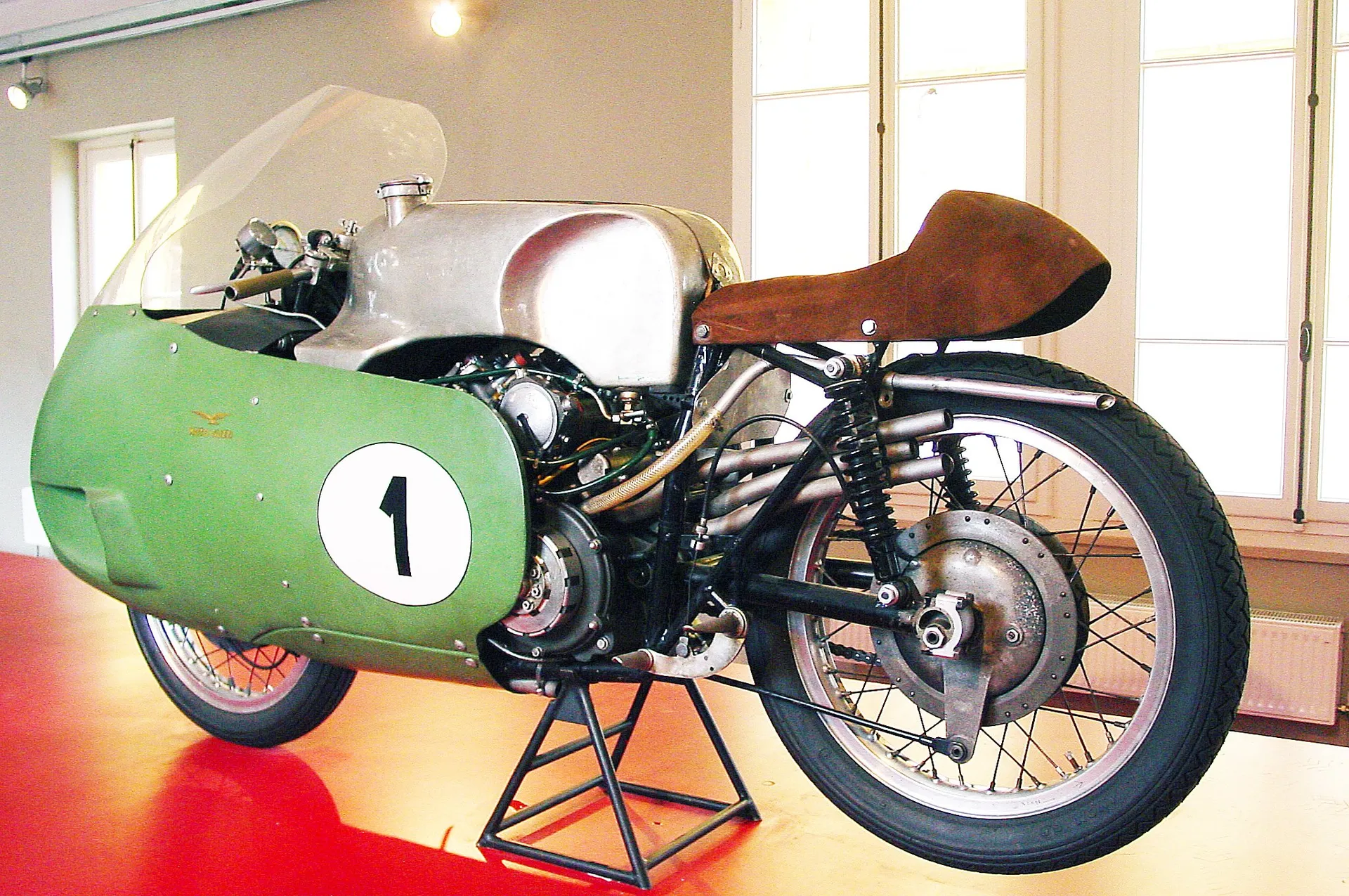 Historia de Moto Guzzi