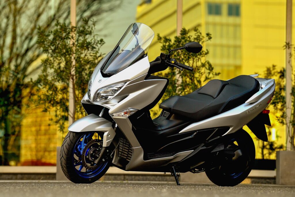 Suzuki 