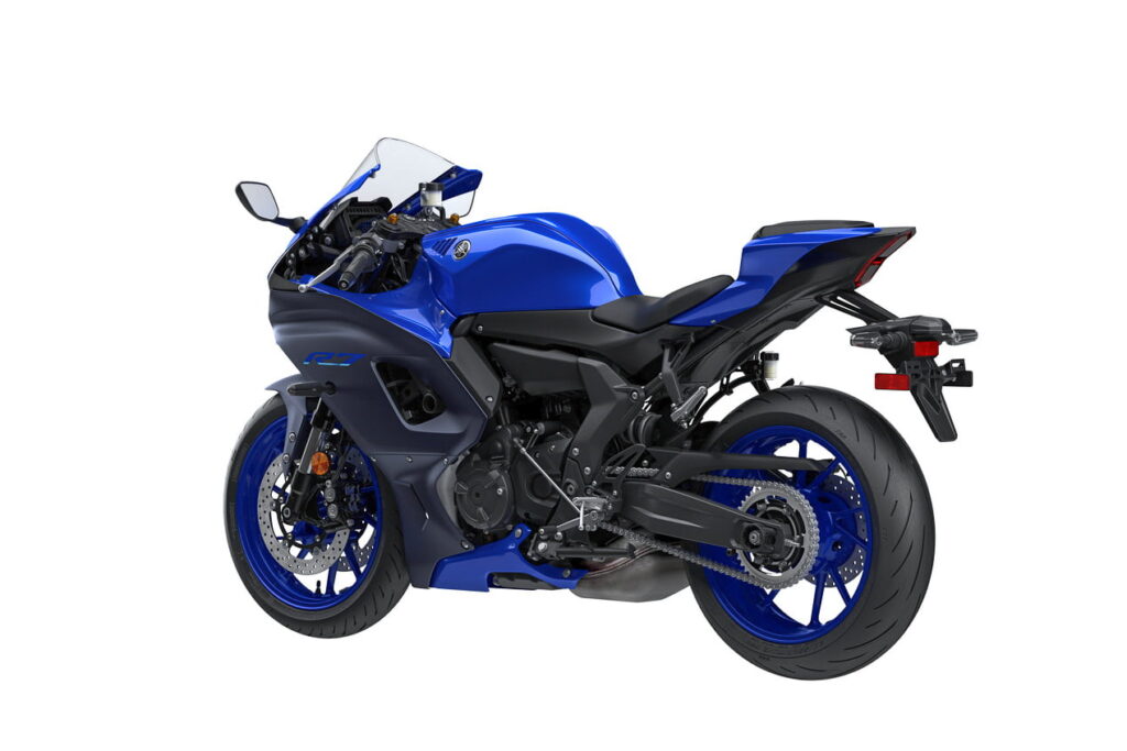 yamaha R7