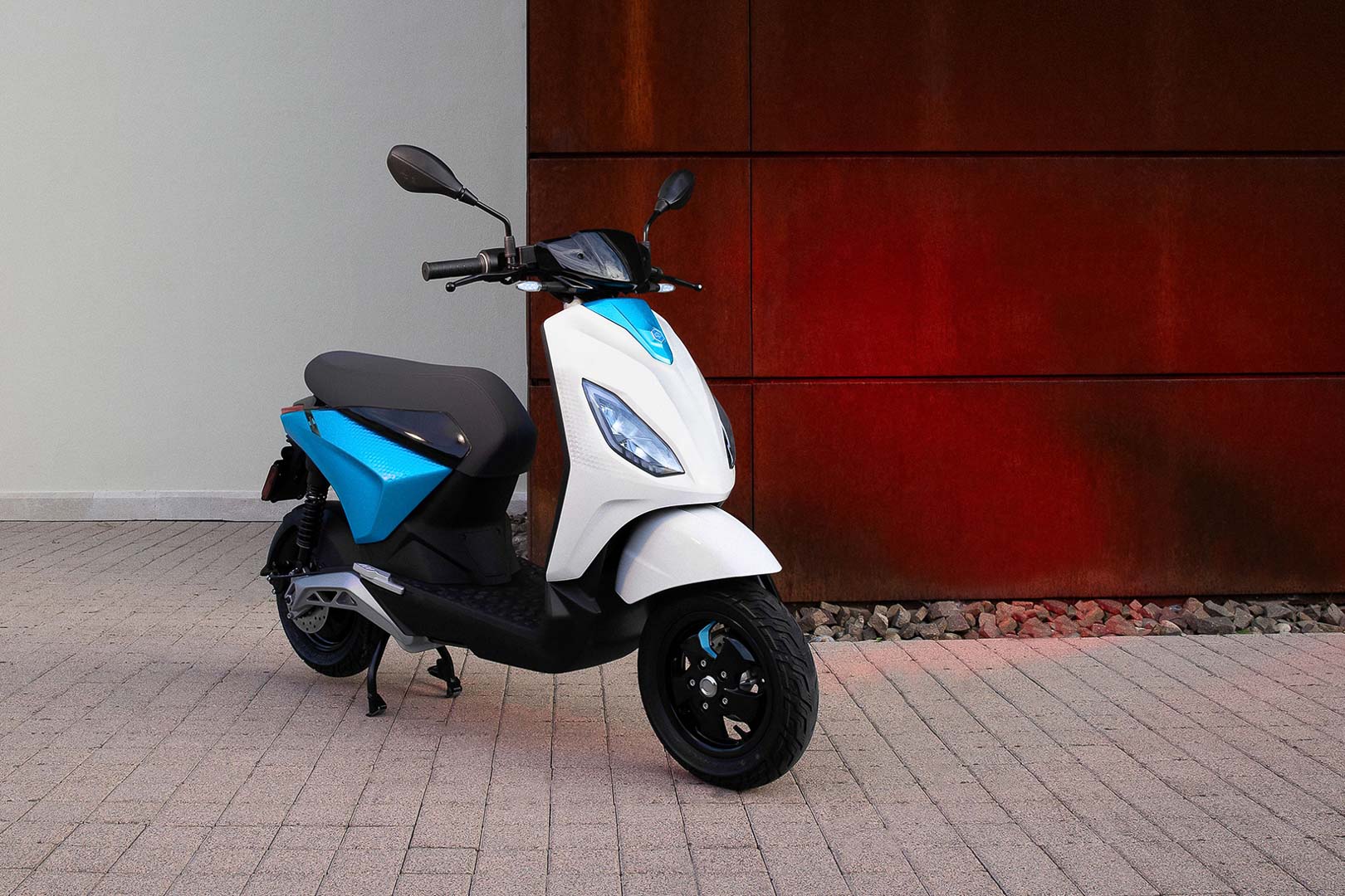 Ficha Técnica Piaggio 1 (1+ y 1 activo) 2022