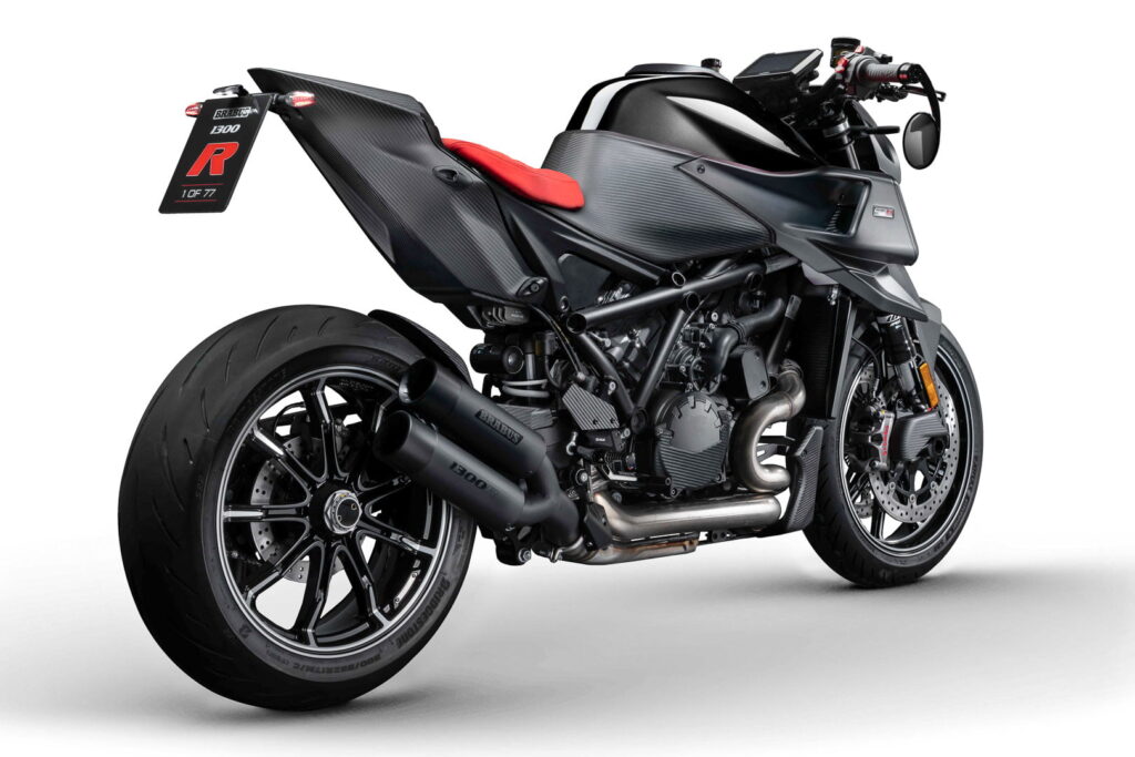 KTM