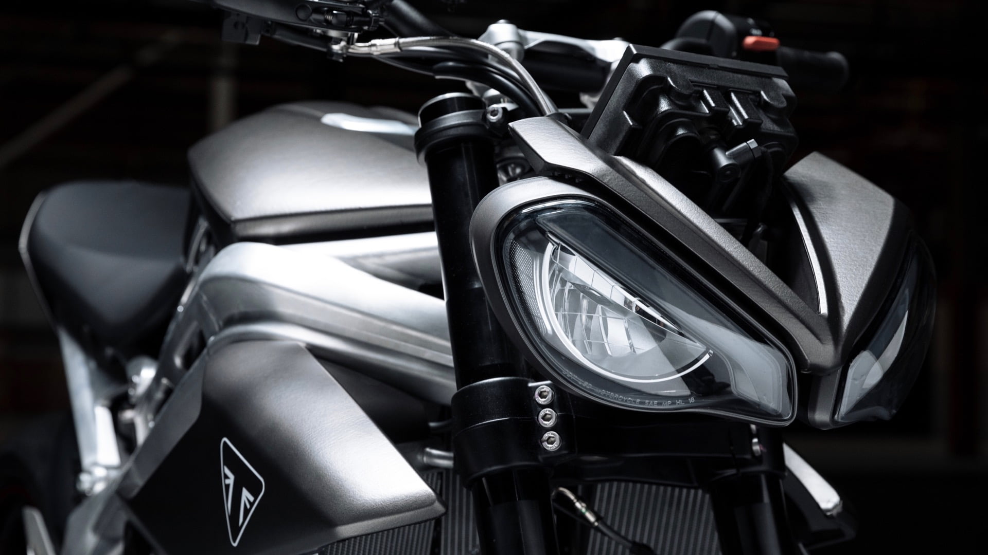 Triumph avanza en las motos de cross y TE-1