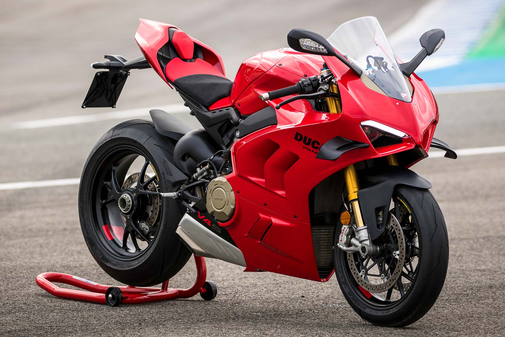 Ducati Panigale V4 y V4 S 2023