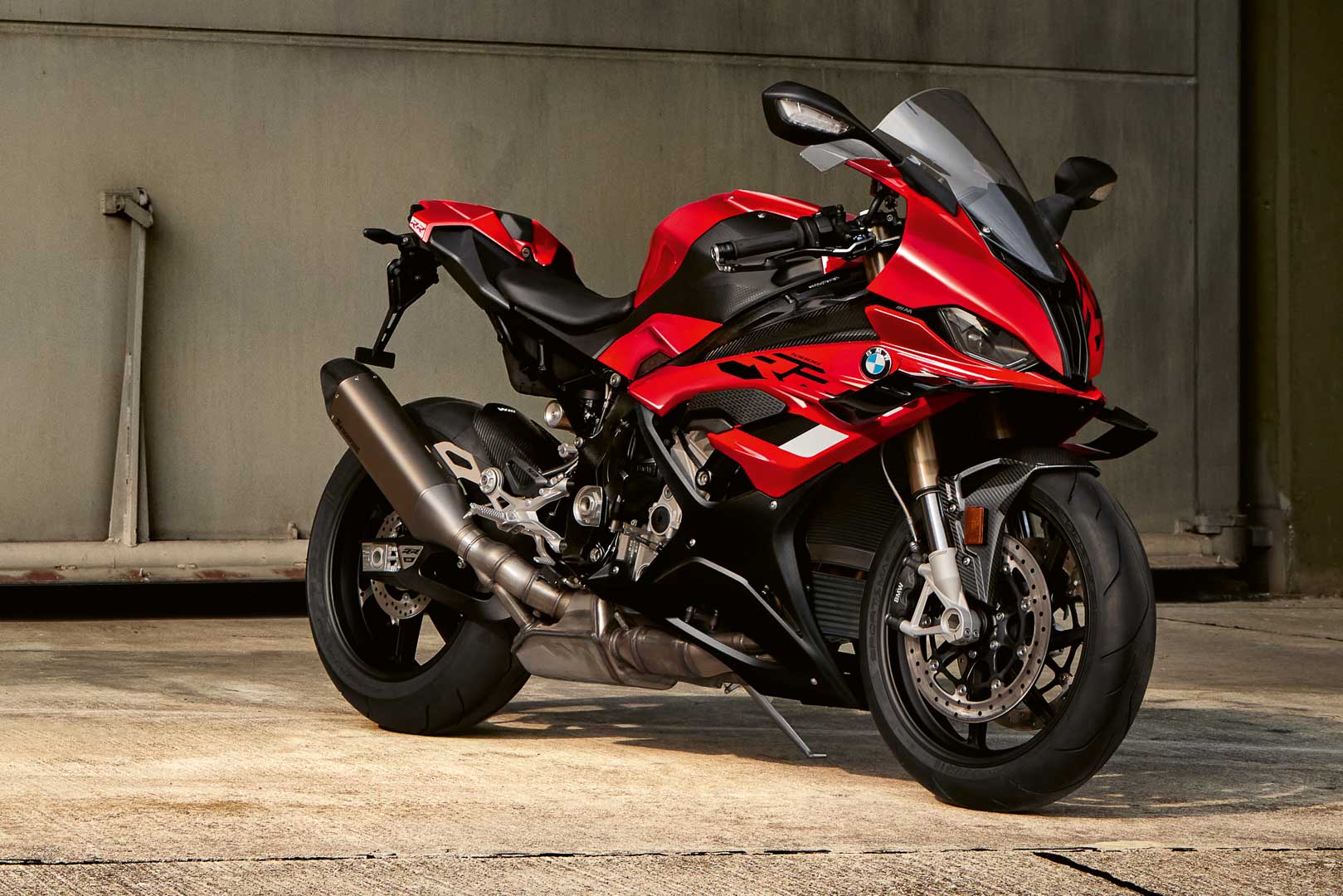 bmw s