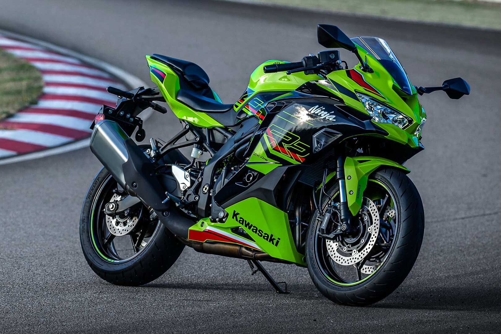 Kawasaki Ninja ZX-4RR 2023