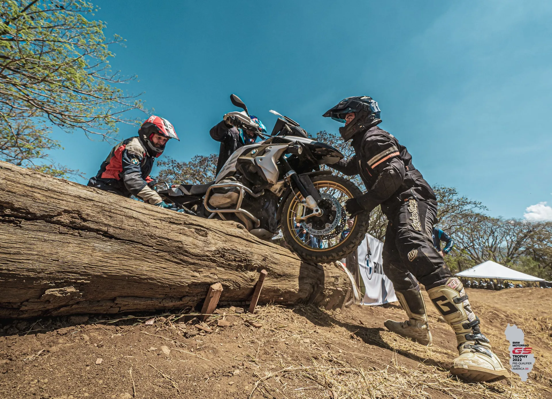 BMW Motorrad busca motociclistas para representar a Costa Rica en el GS Trophy
