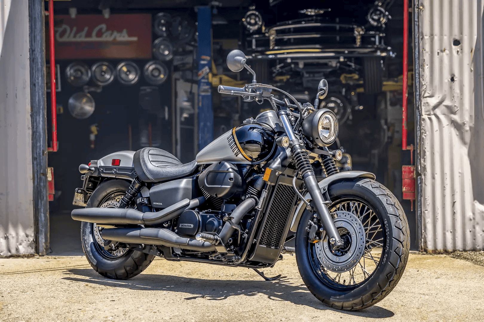 Honda Shadow Phantom 2024