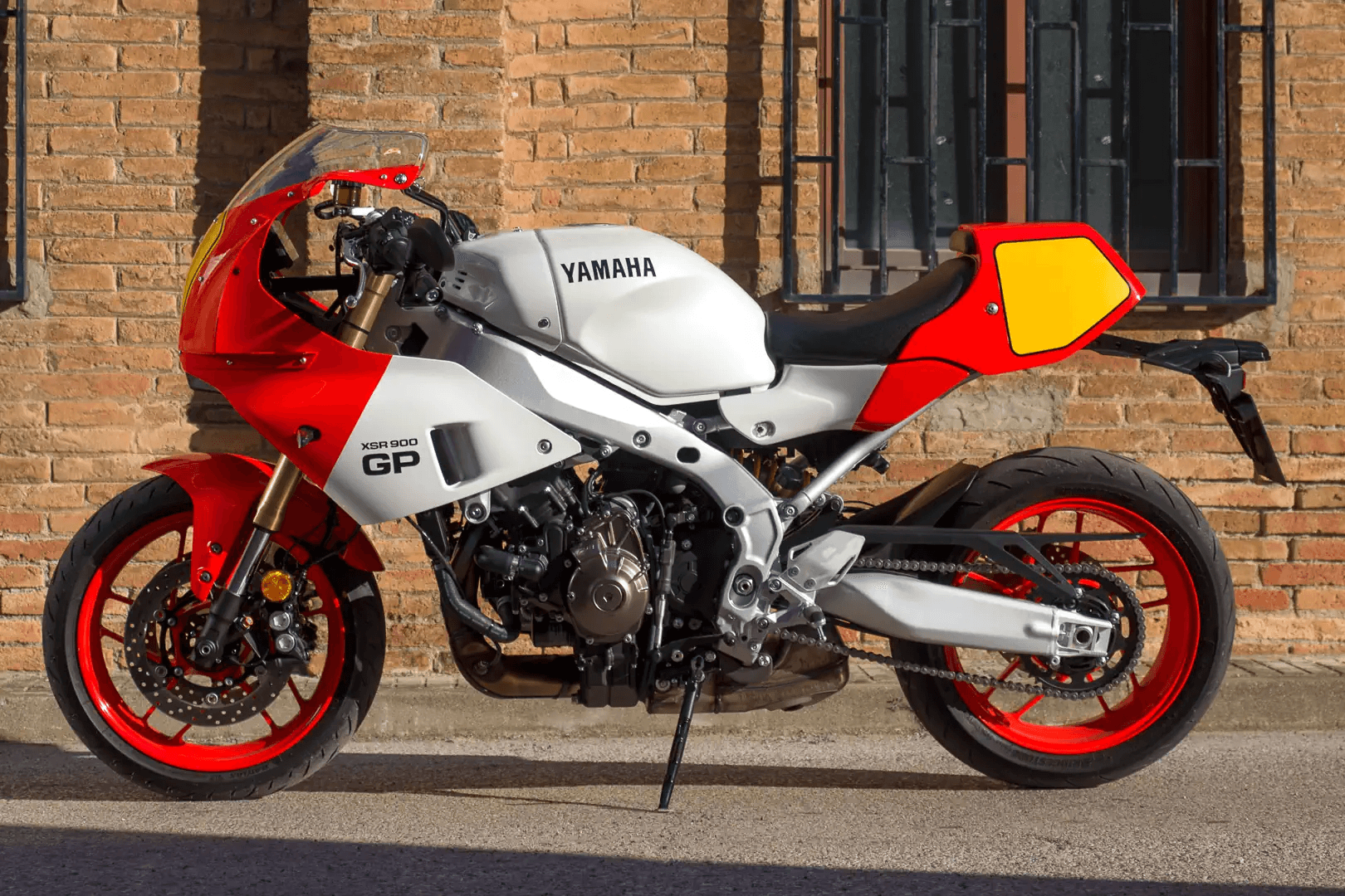  XSR900 GP 2024