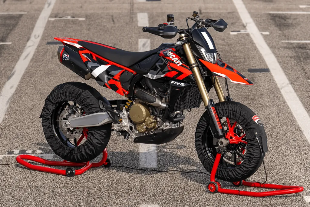 Ducati Hypermotard 698 Mono 2024