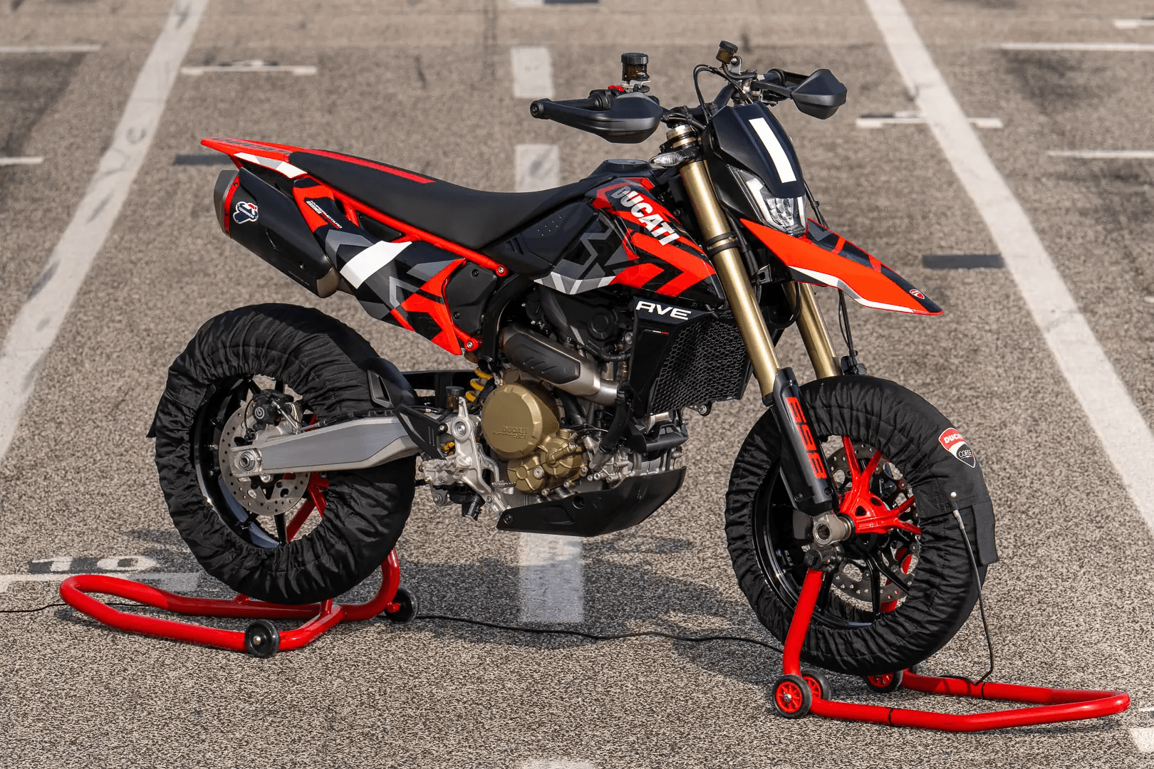 Ducati Hypermotard 698 Mono 2024