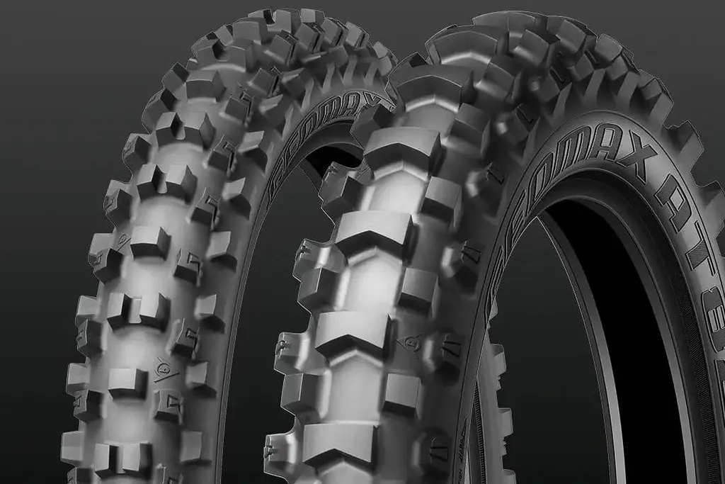 Dunlop Geomax AT82