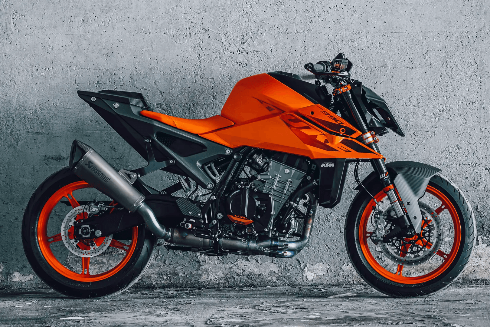 KTM 990 Duke 2024