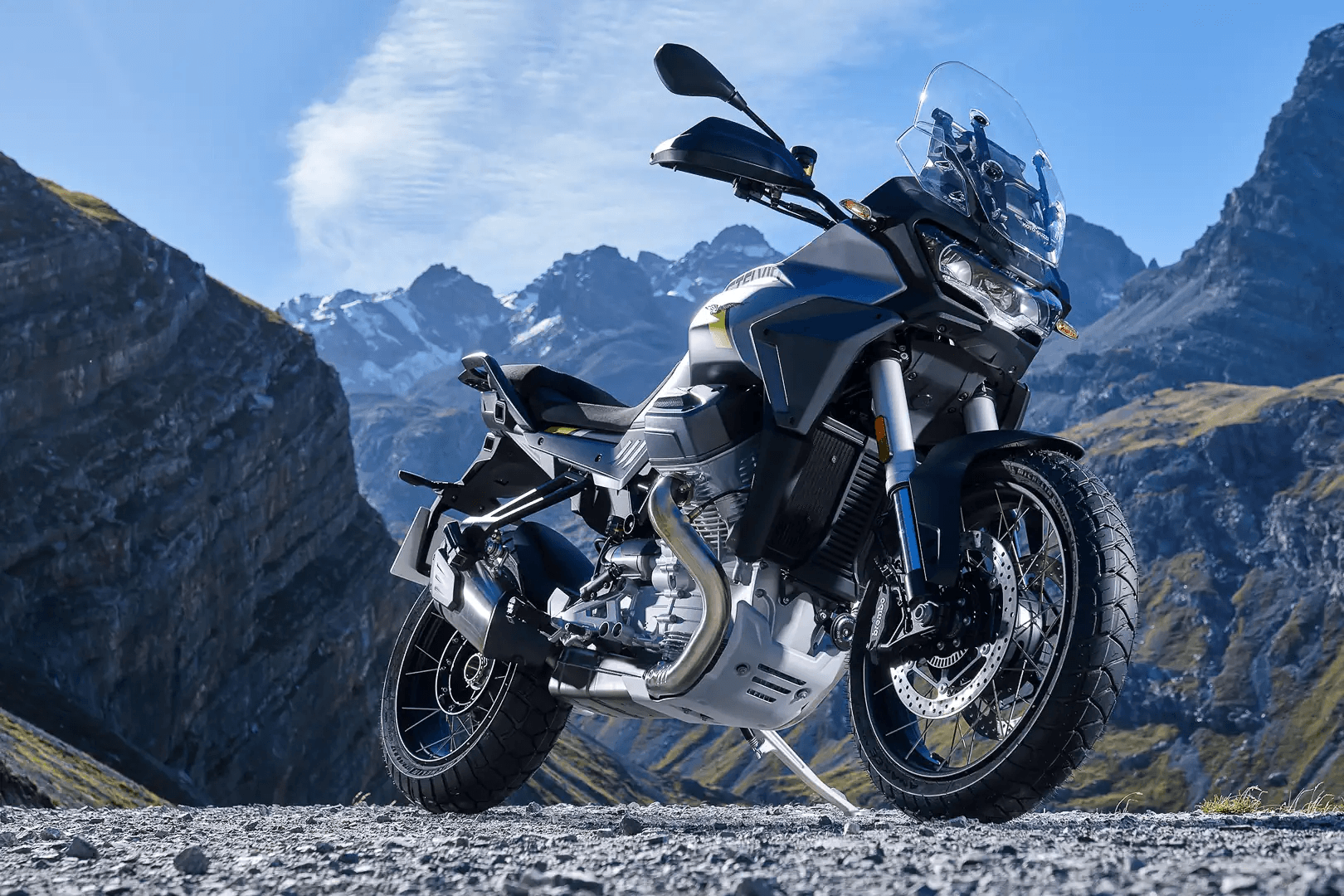 Moto Guzzi Stelvio 2024