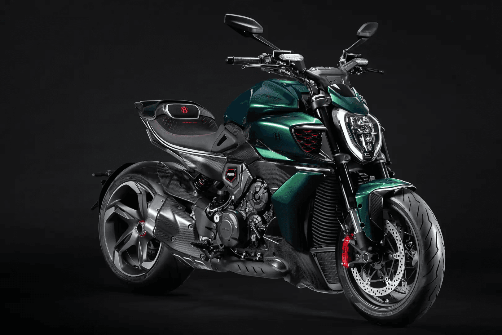 Ducati Diavel 2024 para Bentley