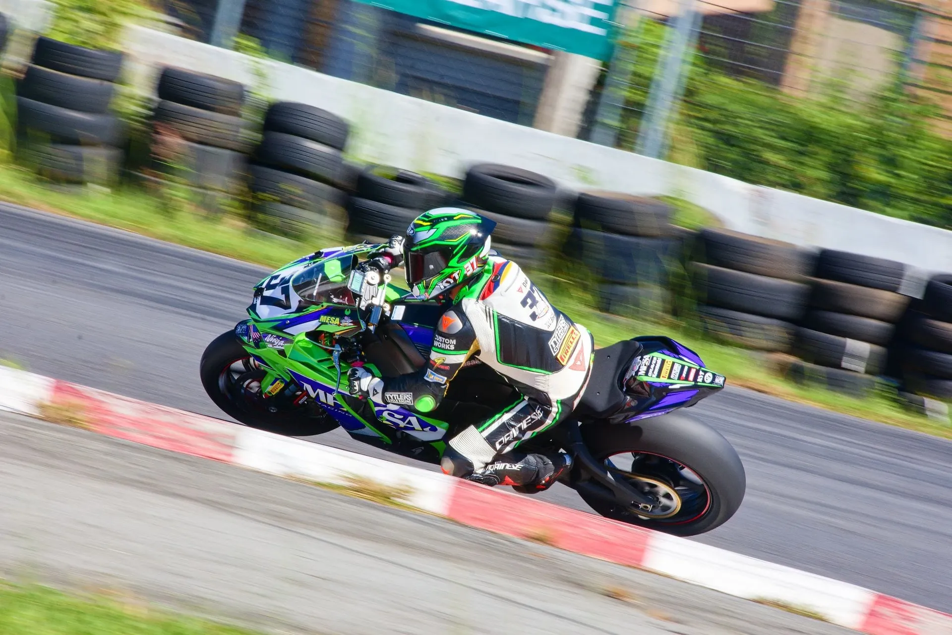 SuperBikes y Automovilismo llegarán a Parque Viva el fin de semana