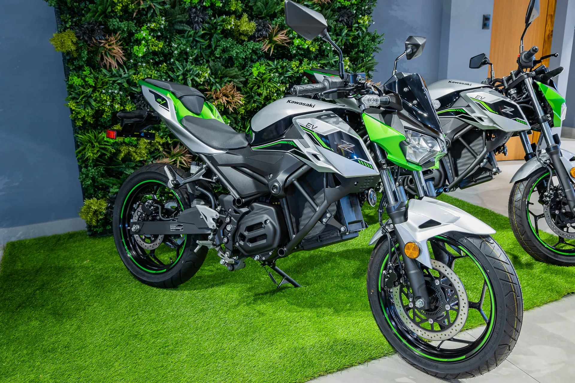 Kawasaki lanza la Z e-1 ABS su primera moto eléctrica en Costa Rica