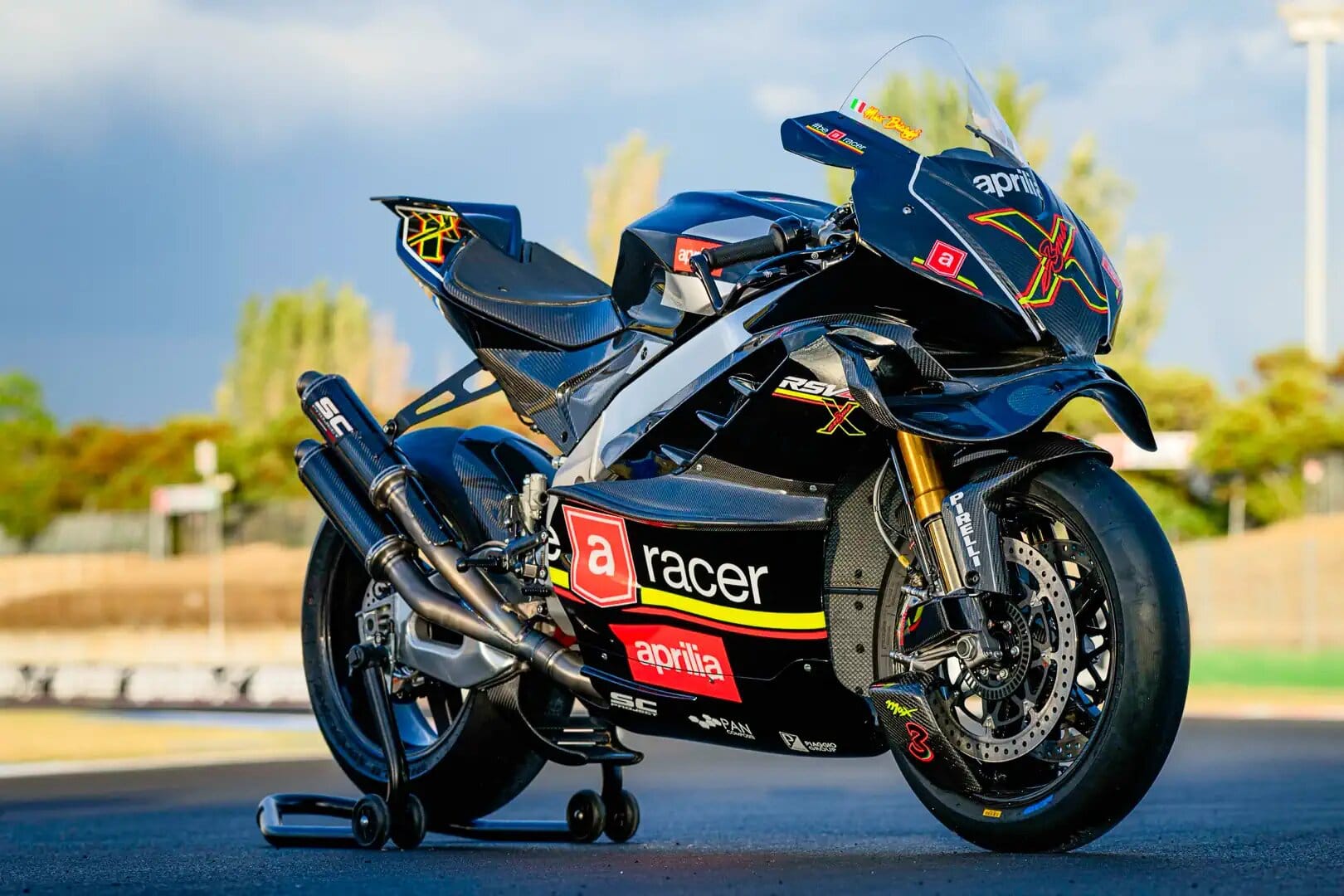 Aprilia RSV4 X ex3ma
