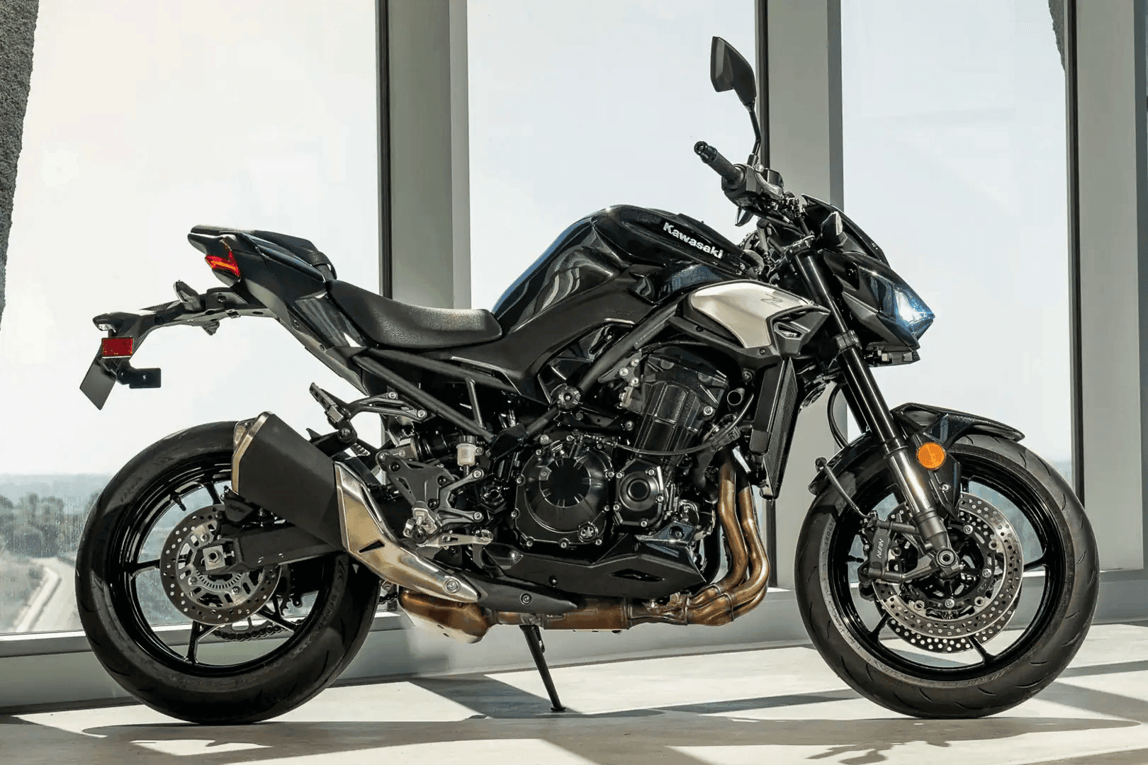 Kawasaki Z900 ABS 2026