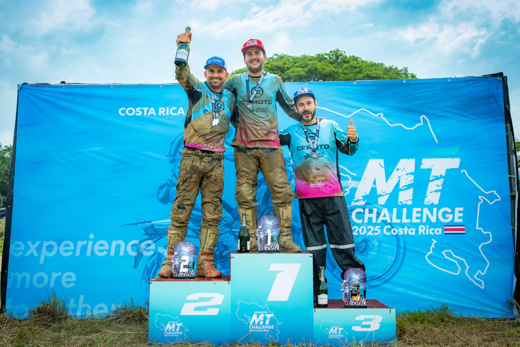 3-pilotos-de-moto-ticos-representaran-a-CR