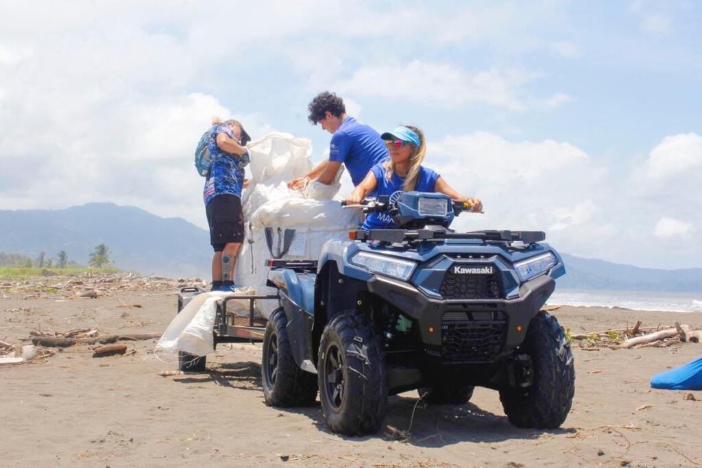 limpieza en playa Guacalillo 2026