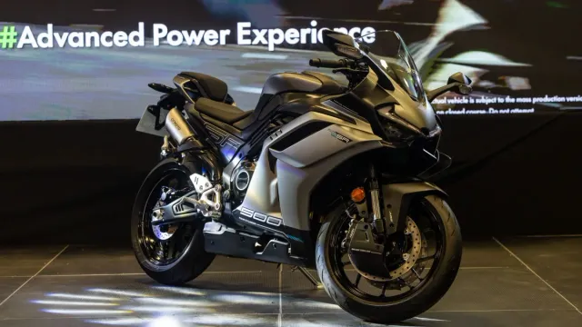 CFMOTO en Costa Rica: llegan la 500SR, C4 Touring y C5 Touring desde $9.490